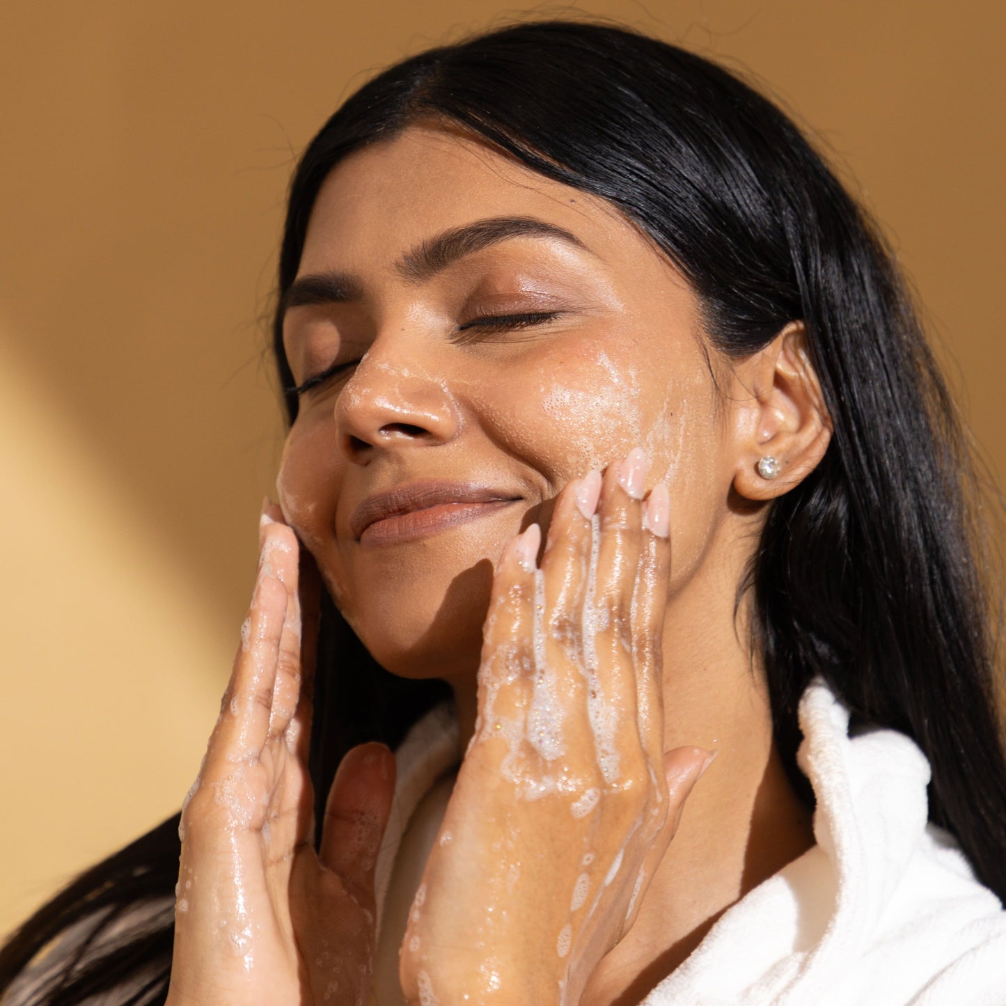 Refreshing Face Cleanser  Palm Fruit